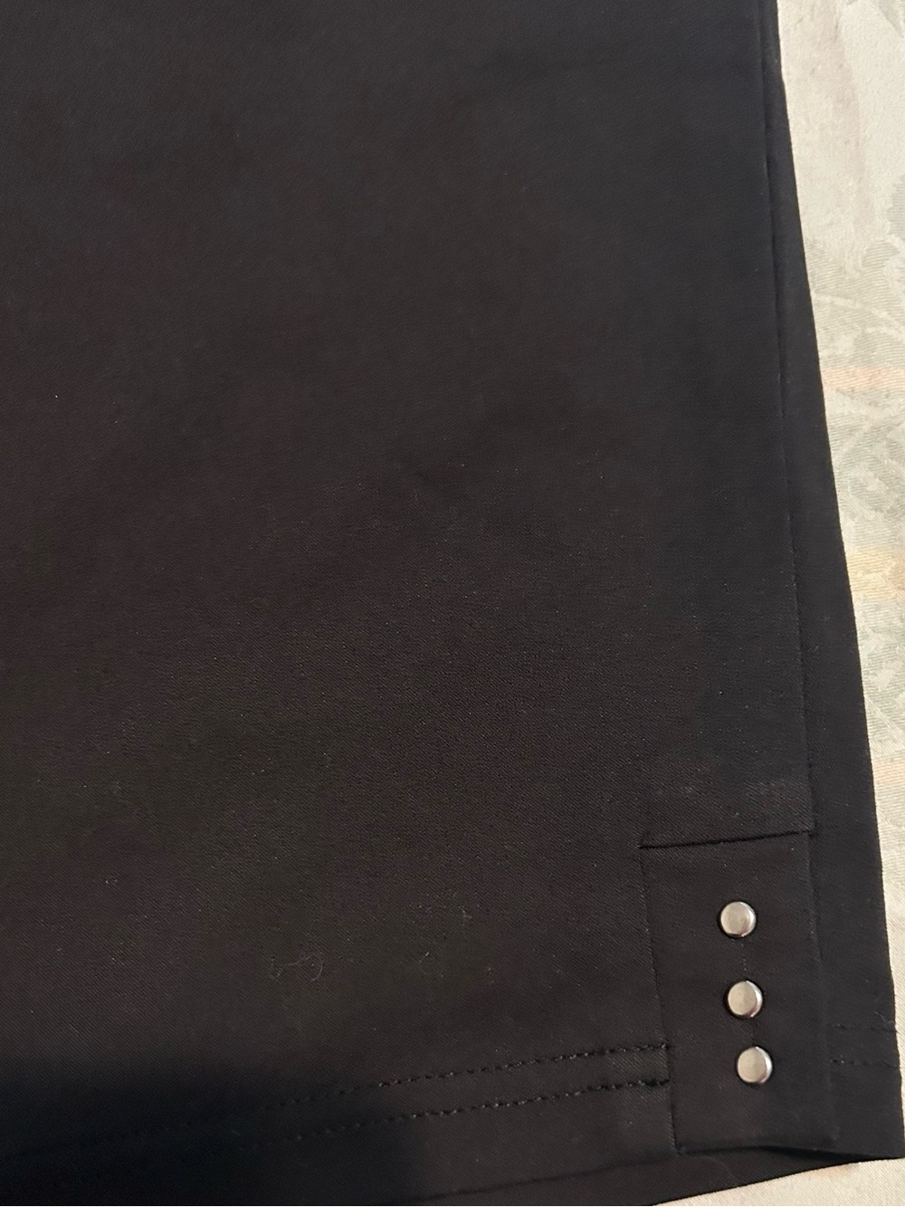 Chico's Black Drawstring Pull On Shorts 10” inseam Knit Shorts Size 14-Chico 2.5 - Picture 2 of 7